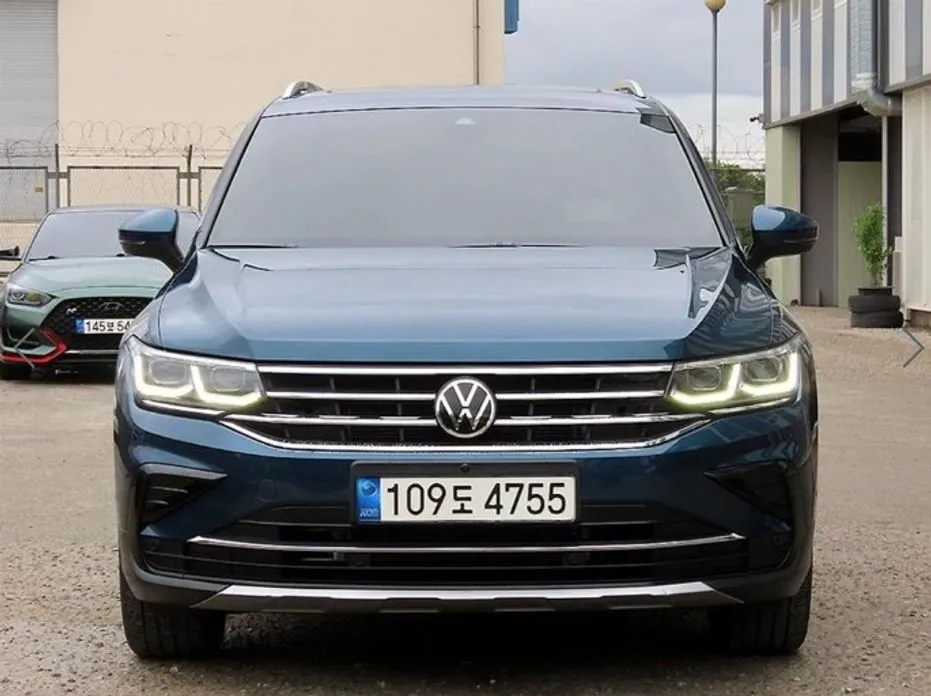 Volkswagen Tiguan — фото 1