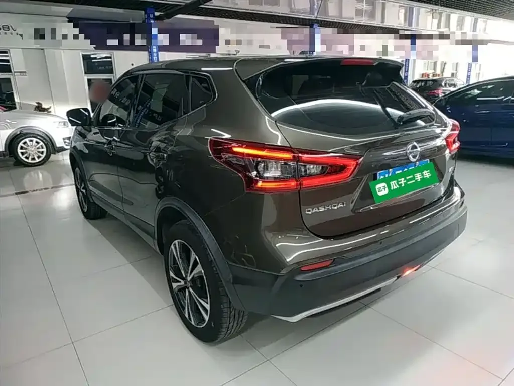 Nissan Qashqai — фото 8