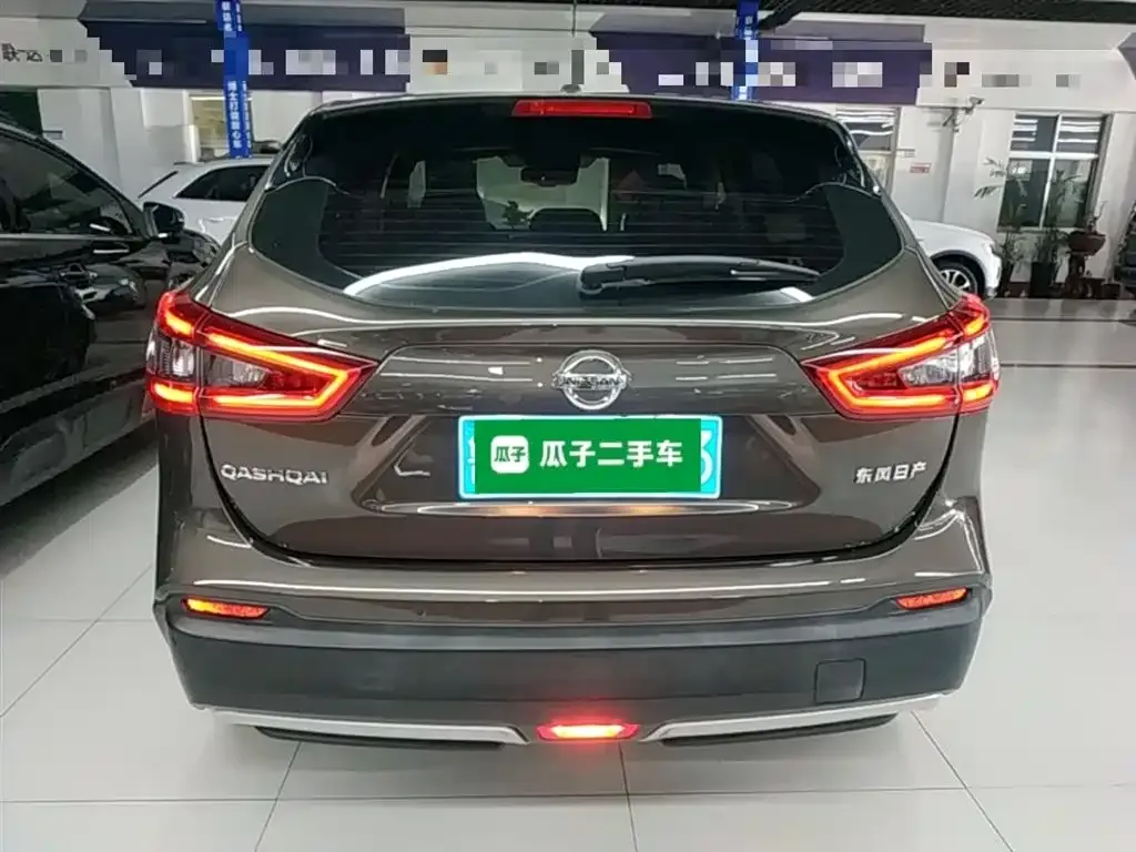 Nissan Qashqai — фото 7