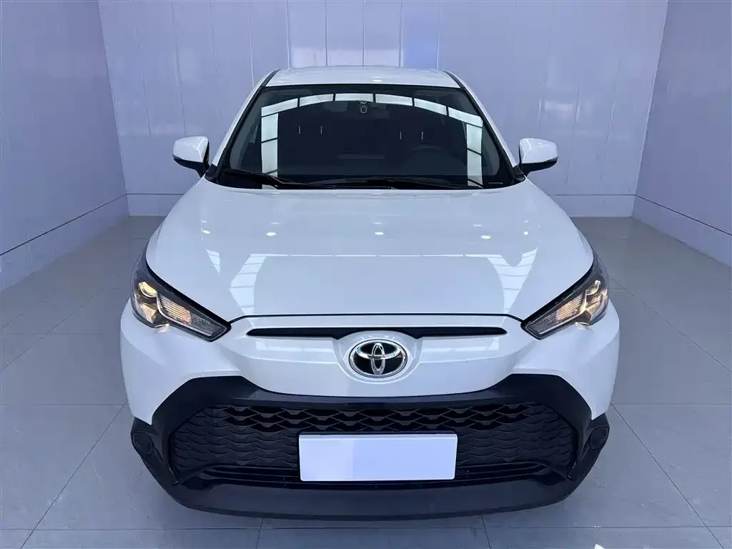 Toyota Frontlander 2023 из CN, фото 2