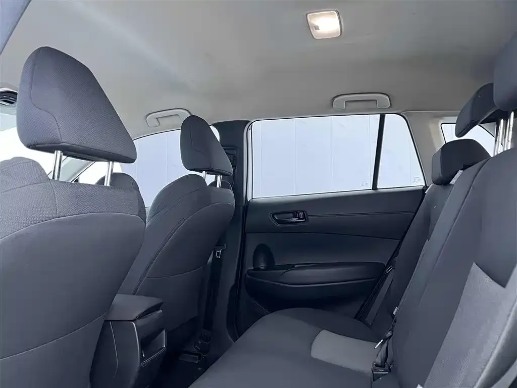 Toyota Frontlander 2023 из CN, фото 4
