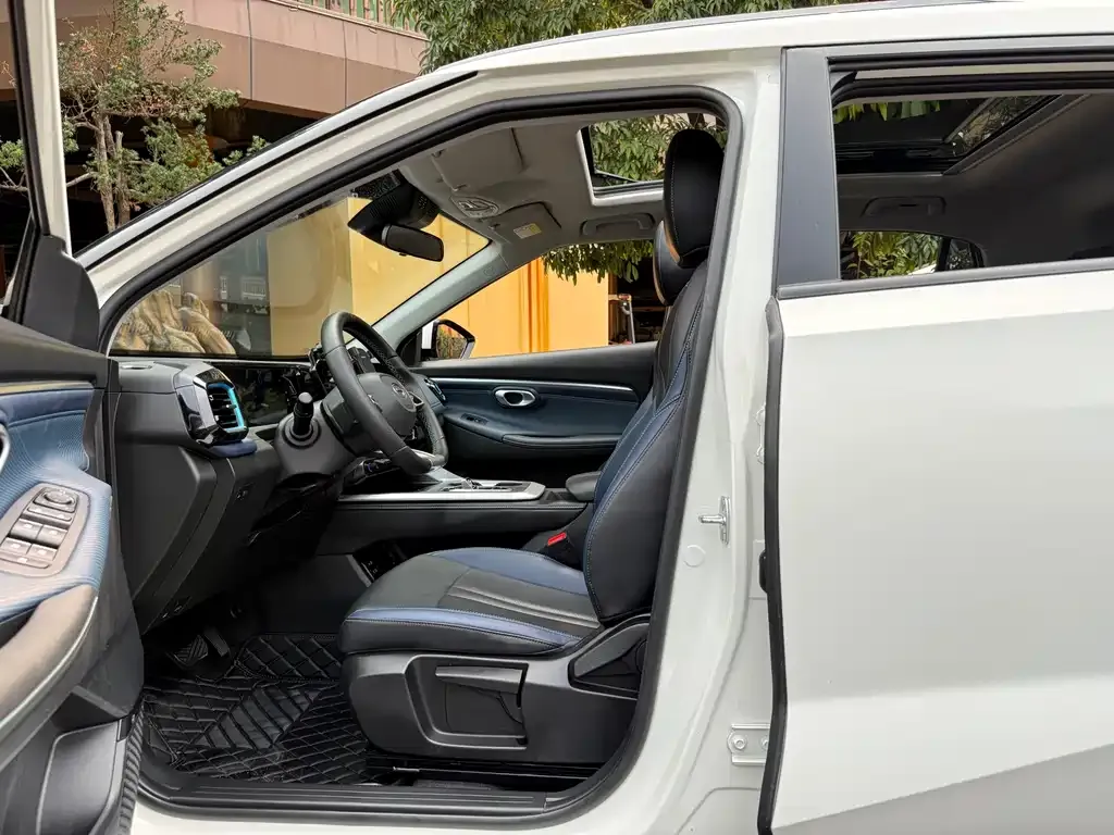 GAC Motor Trumpchi GS3 2025 из CN, фото 2