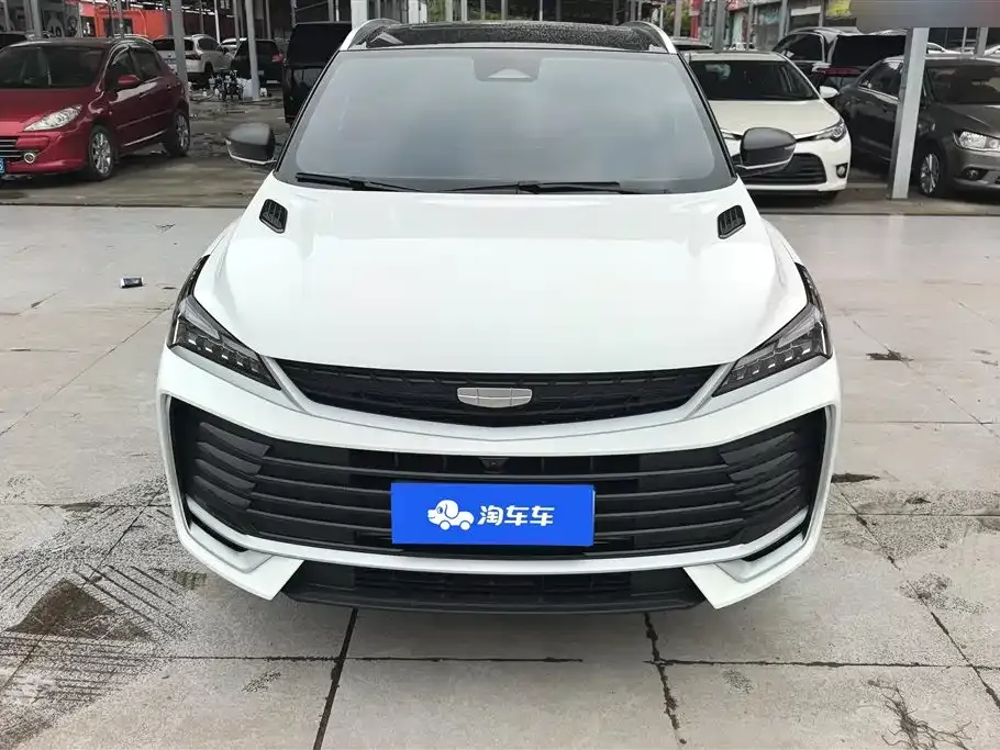 Geely Binyue — фото 10