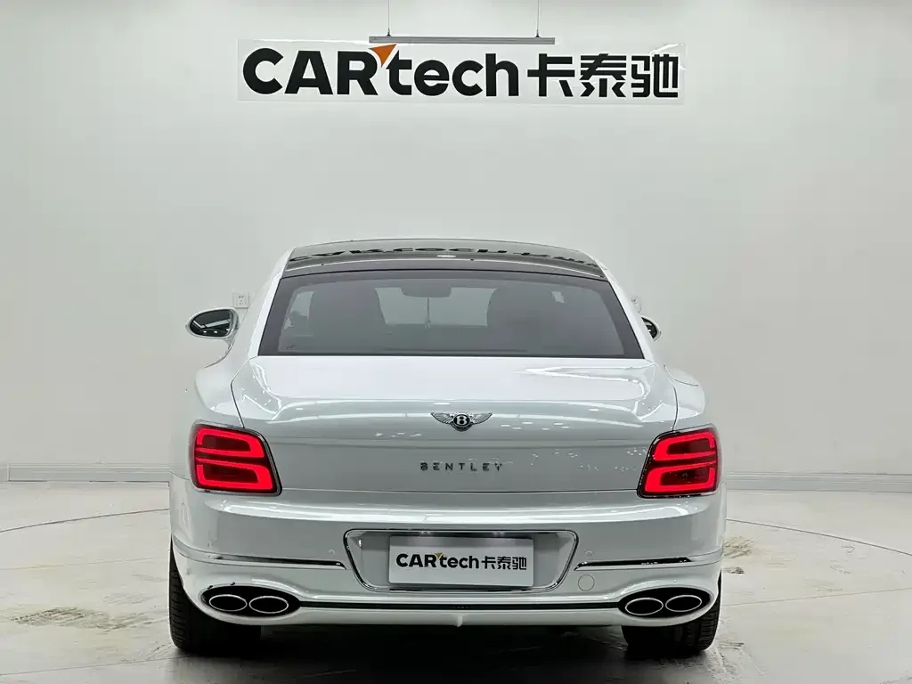 Bentley Flying Spur — фото 2