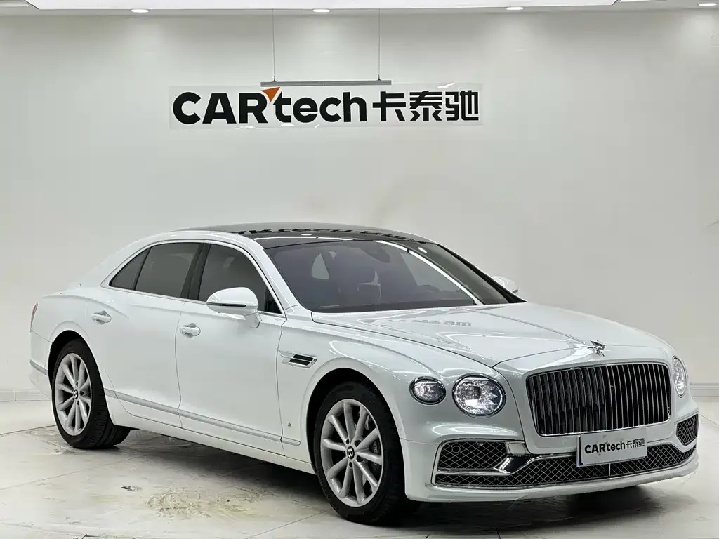Bentley Flying Spur — фото 8