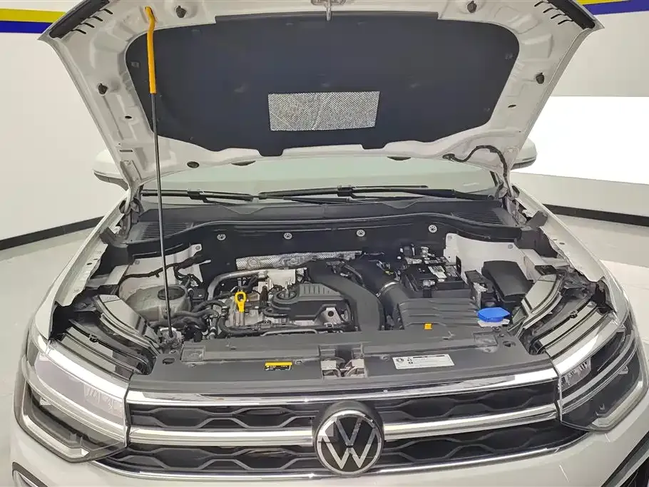 Volkswagen Tharu — фото 8