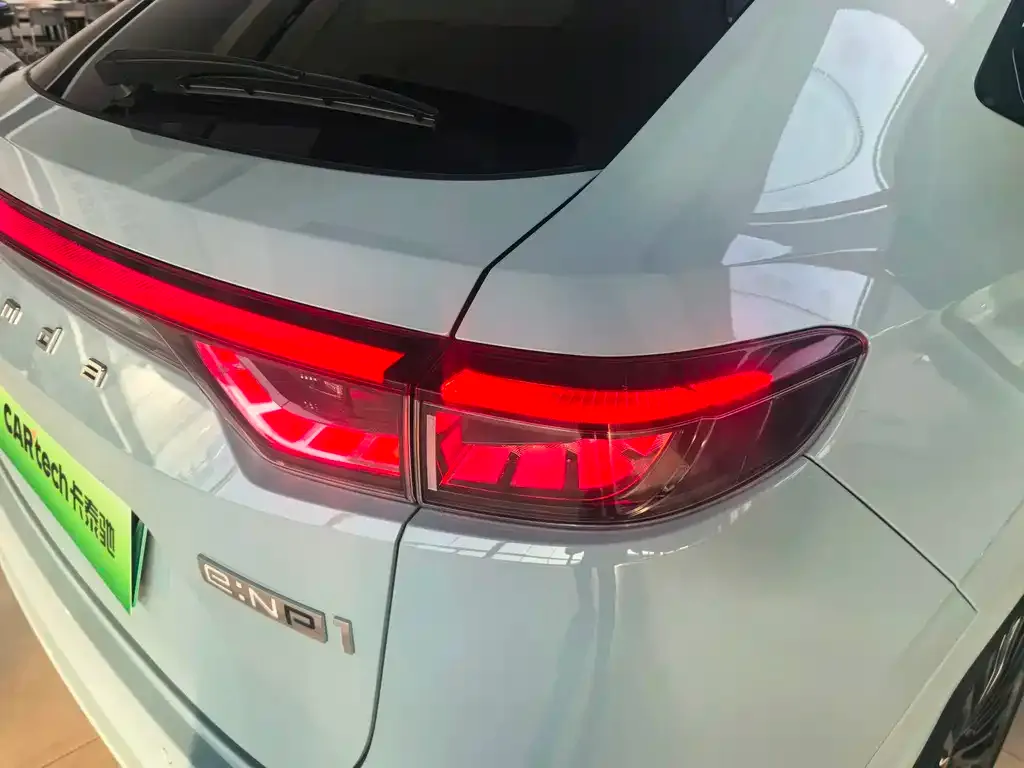 Honda e:NP1 2022 из CN, фото 5