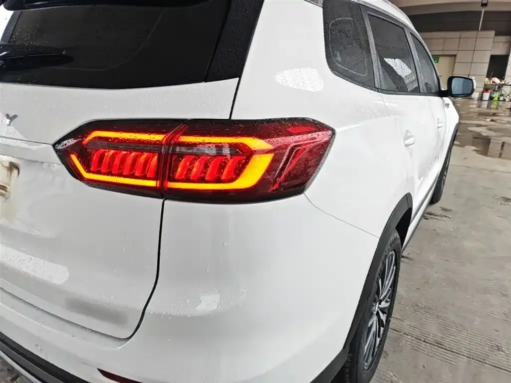Chery Tiggo 8 PLUS — фото 8