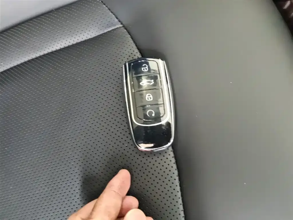 Chery Tiggo 8 PLUS — фото 4