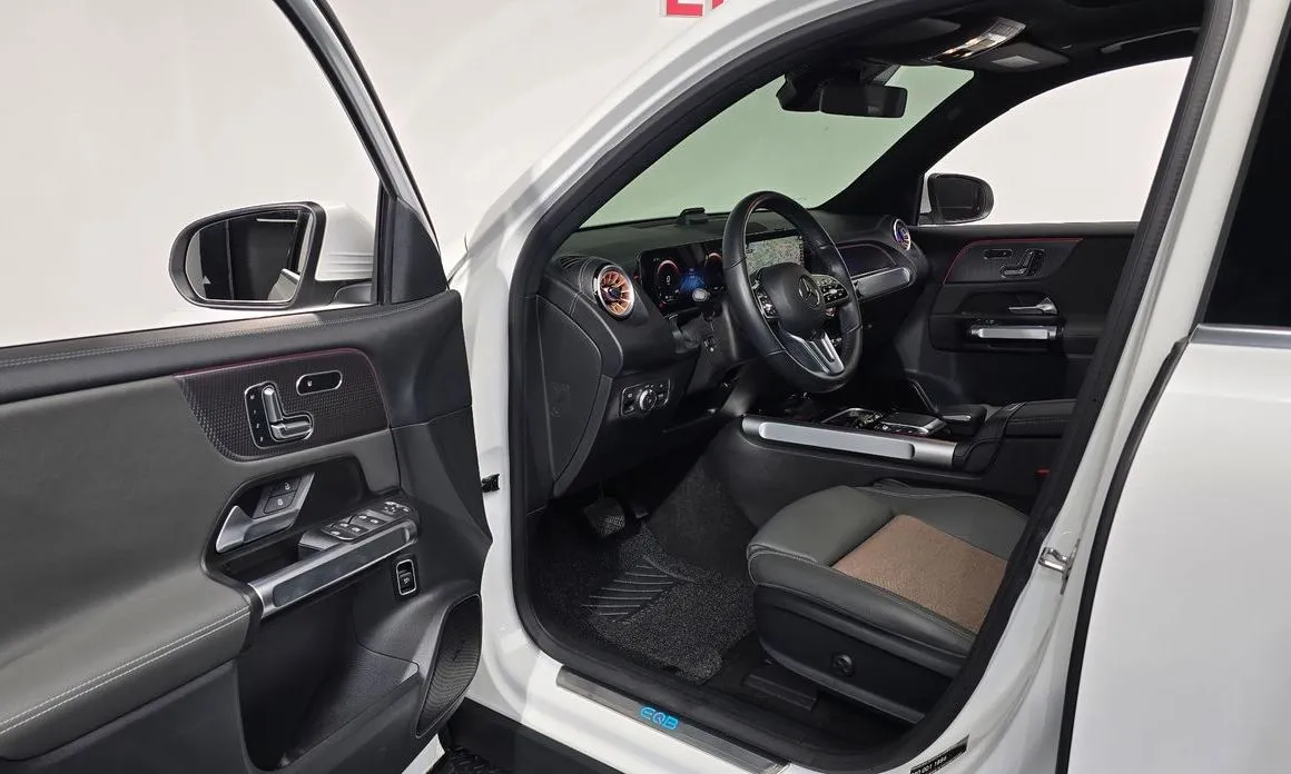 Mercedes-Benz EQB 2024 из KR, фото 6