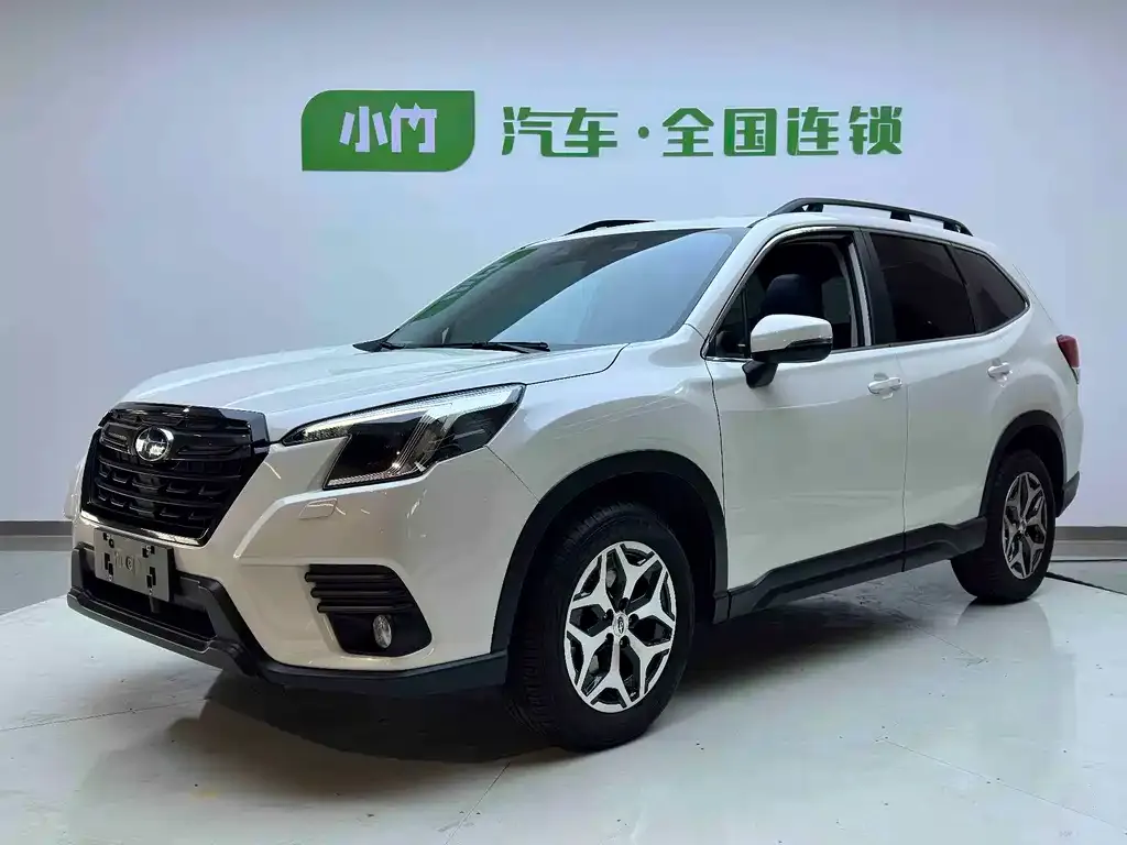 Subaru Forester — фото 1