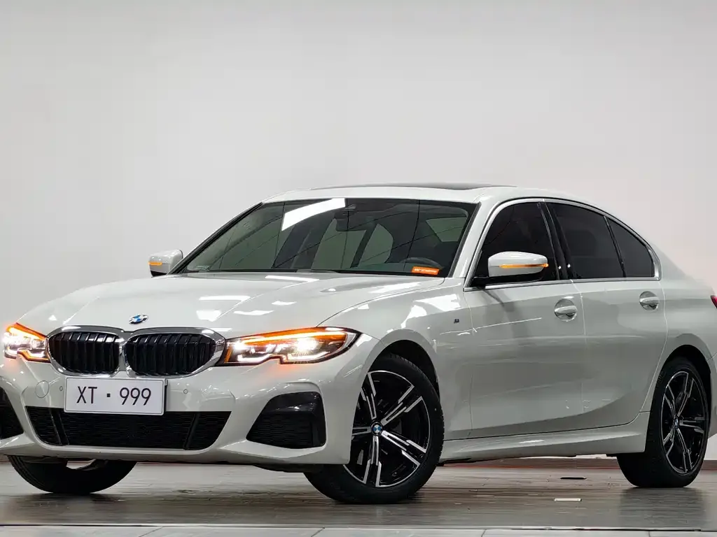 BMW 3 Series — фото 1