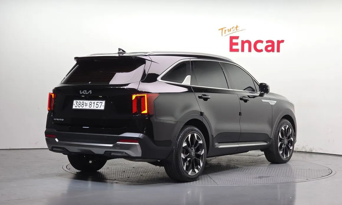 Kia Sorento — фото 8