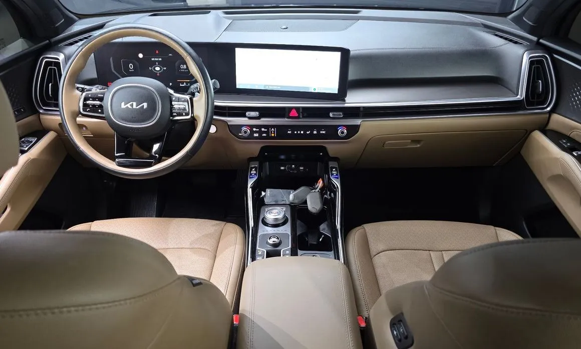 Kia Sorento — фото 9