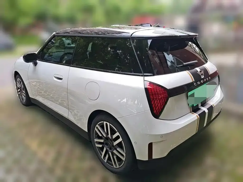 MINI Cooper EV 2024 из CN, фото 3
