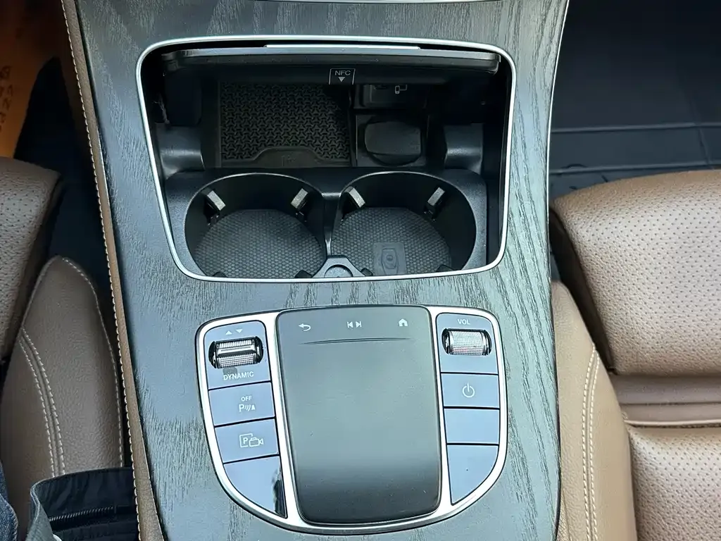 Mercedes-Benz E-Class New Energy — фото 3