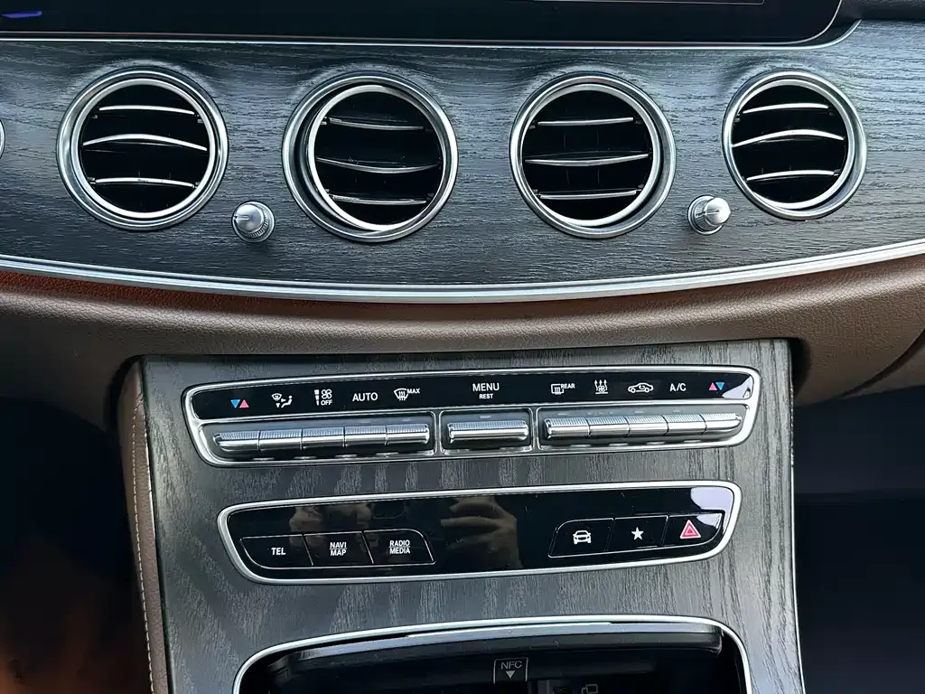 Mercedes-Benz E-Class New Energy — фото 8