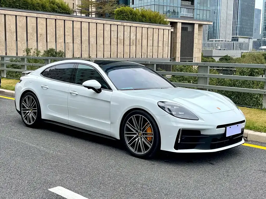 Porsche Panamera — фото 10