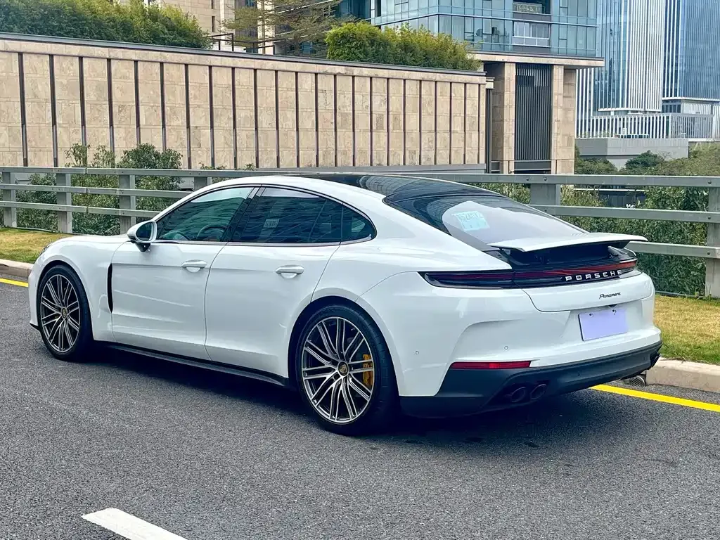 Porsche Panamera — фото 8