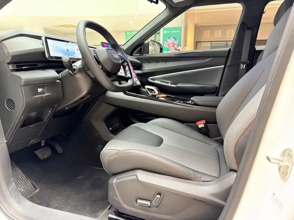 Geely Boyue 2024 из CN, фото 9
