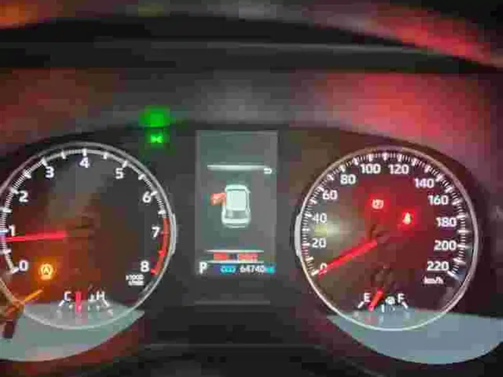 Toyota Wildlander 2023 из CN, фото 2