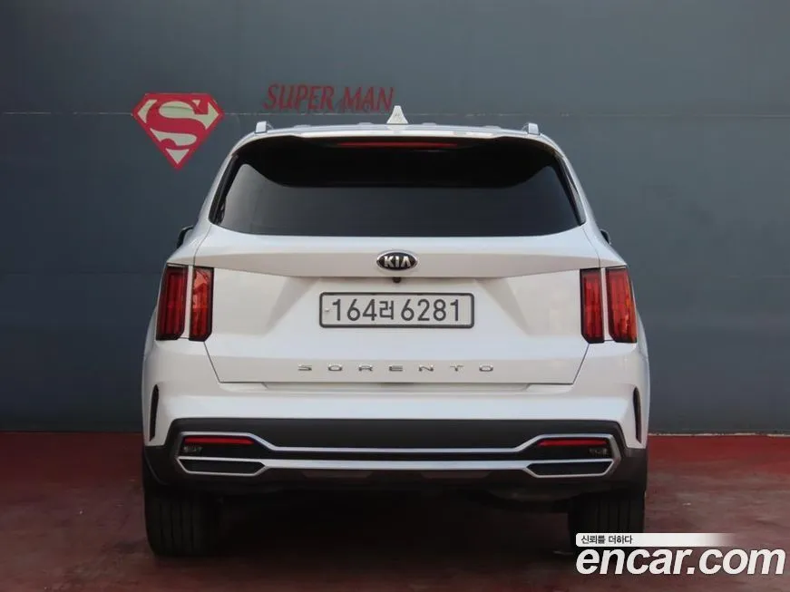 Kia Sorento — фото 6