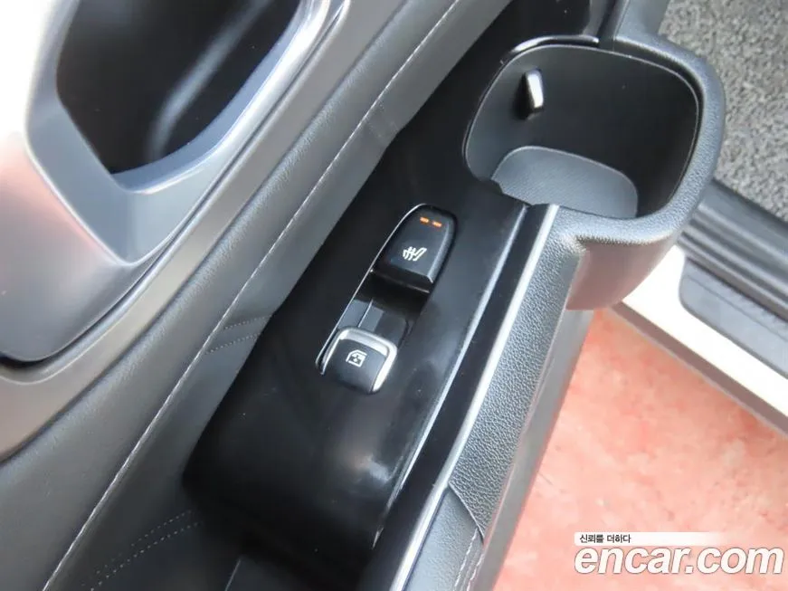 Kia Sorento — фото 8