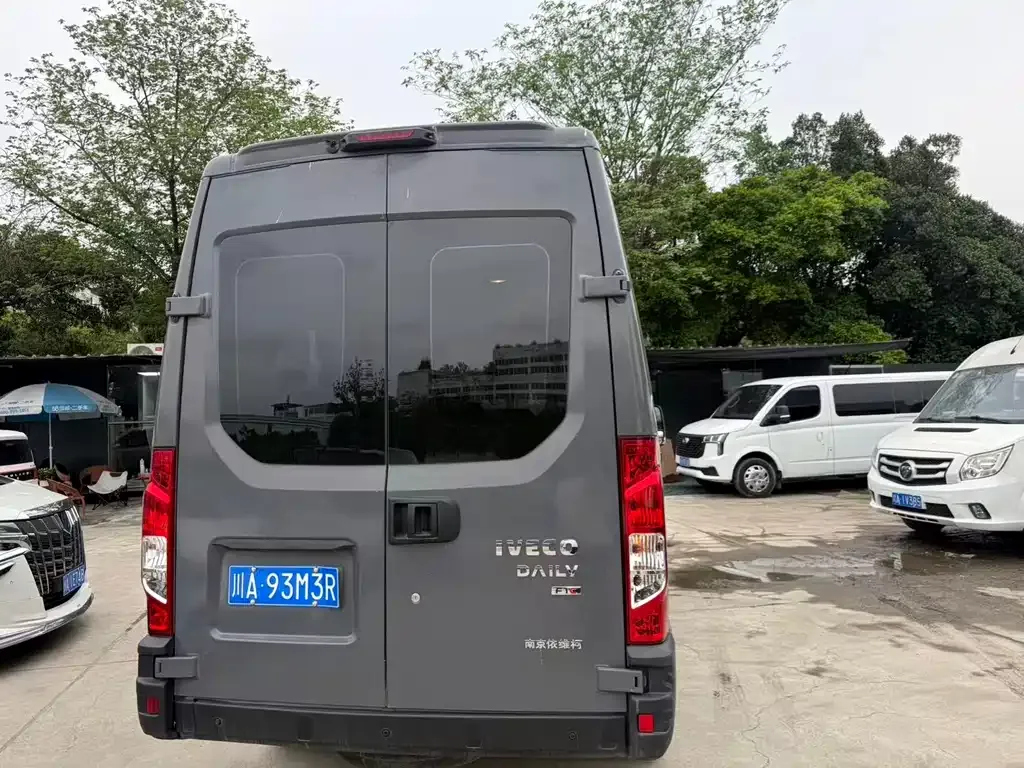 IVECO Ousheng 2024 из CN, фото 5