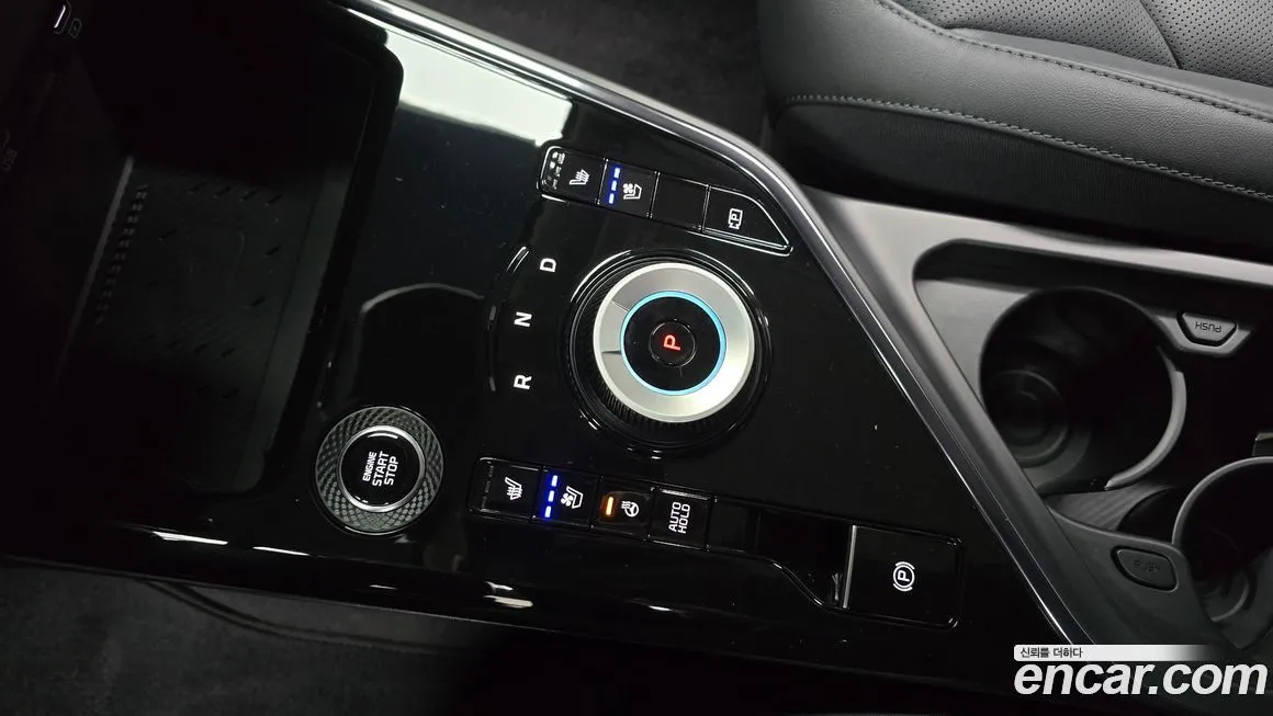 Kia Niro — фото 10