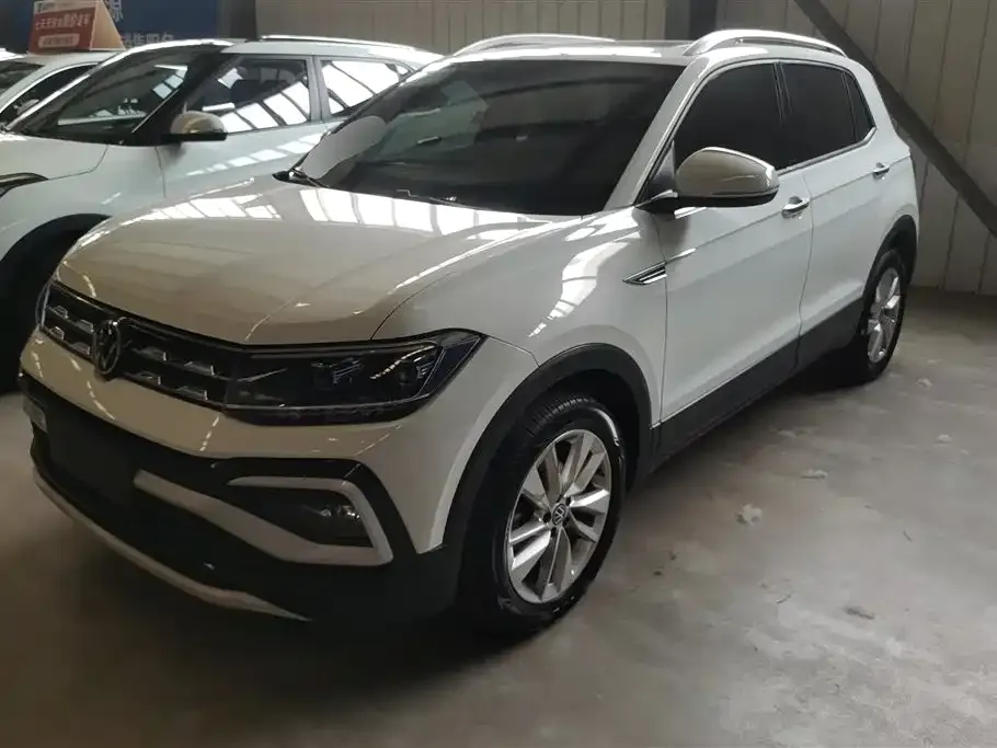 Volkswagen T-Cross — фото 1