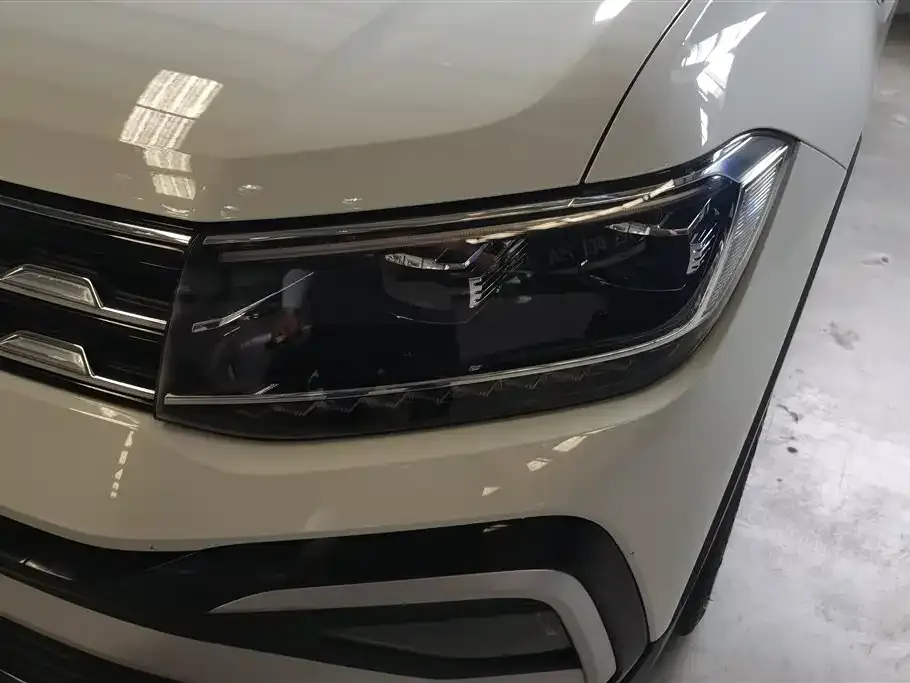 Volkswagen T-Cross — фото 2