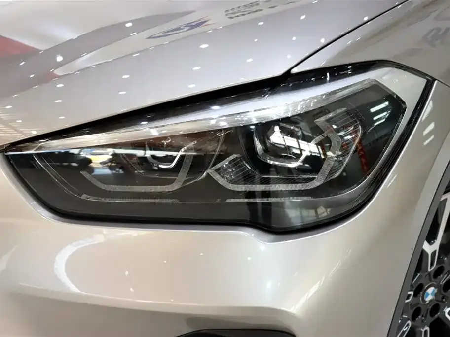 BMW X1 — фото 2