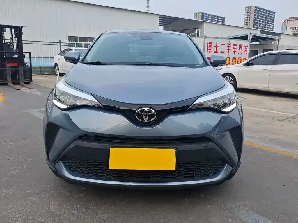 Toyota C-HR — фото 3