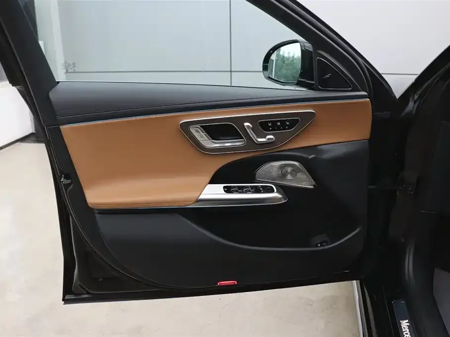 Mercedes-Benz E-Class 2026 из CN, фото 2