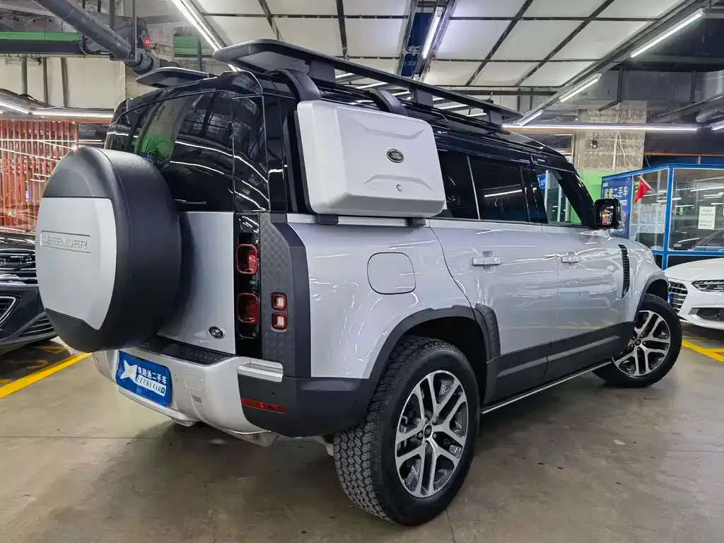 Land Rover Defender — фото 5