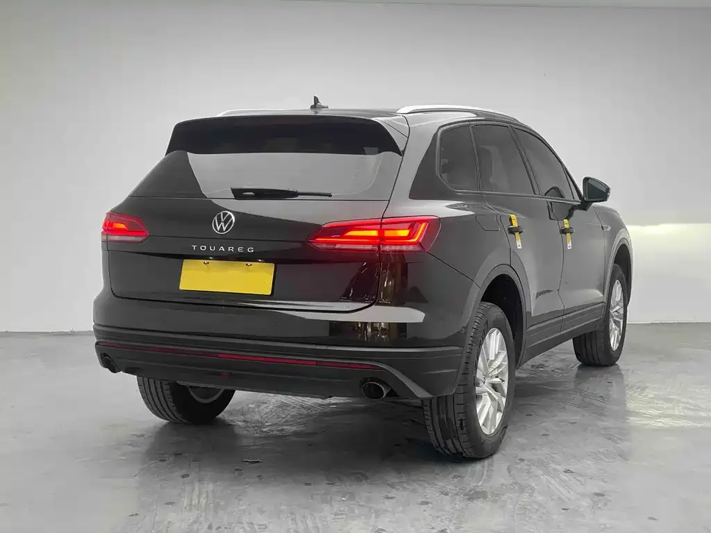 Volkswagen Touareg 2023 из CN, фото 3