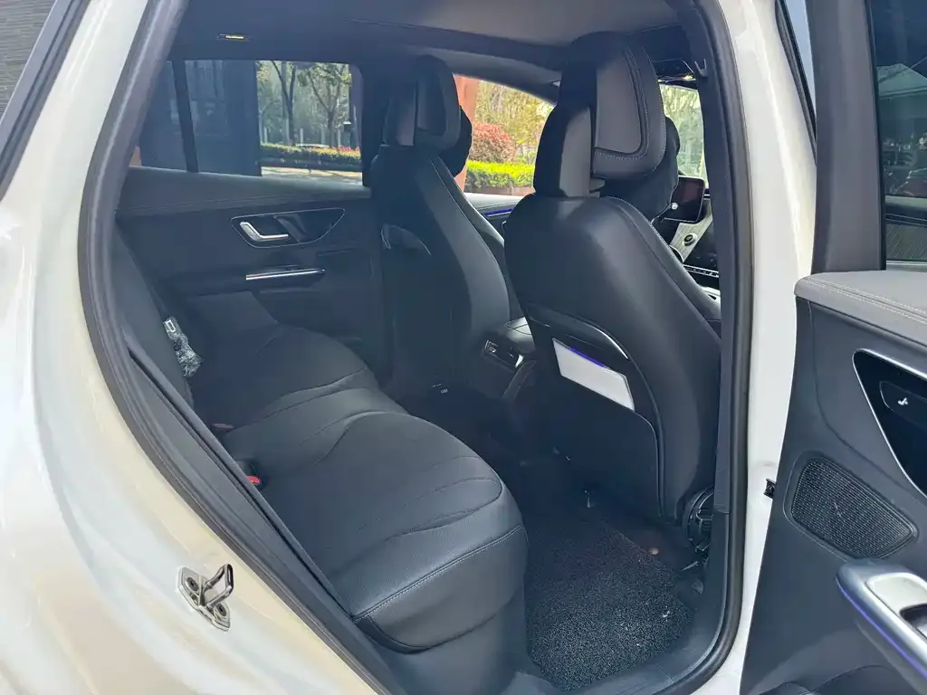 Mercedes-Benz EQE SUV 2023 из CN, фото 4