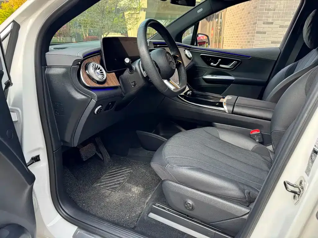 Mercedes-Benz EQE SUV 2023 из CN, фото 6