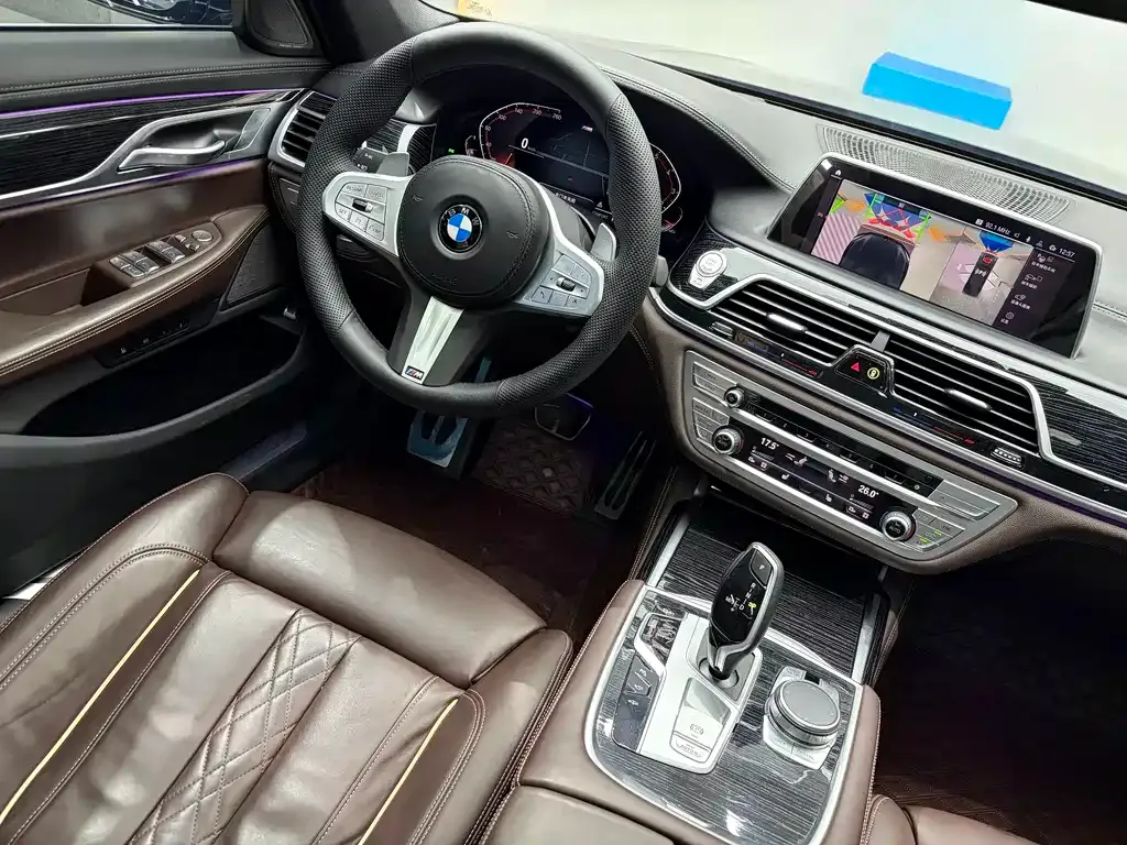 BMW 7 Series 2021 из CN, фото 8
