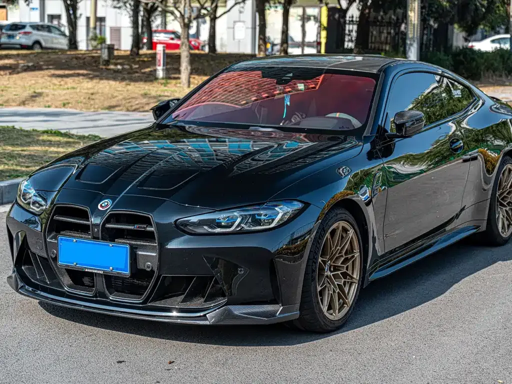 BMW M4 — фото 1