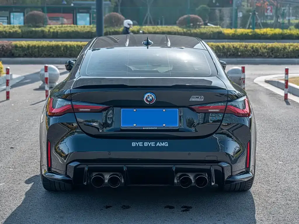 BMW M4 — фото 5