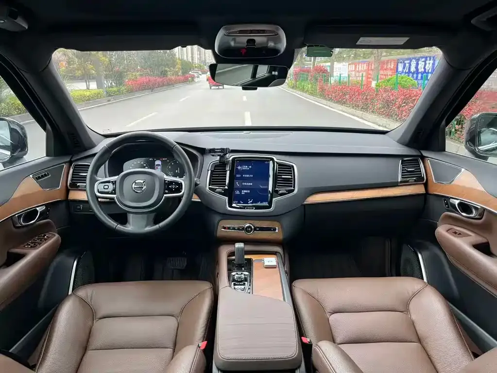 Volvo XC90 2021 из CN, фото 8
