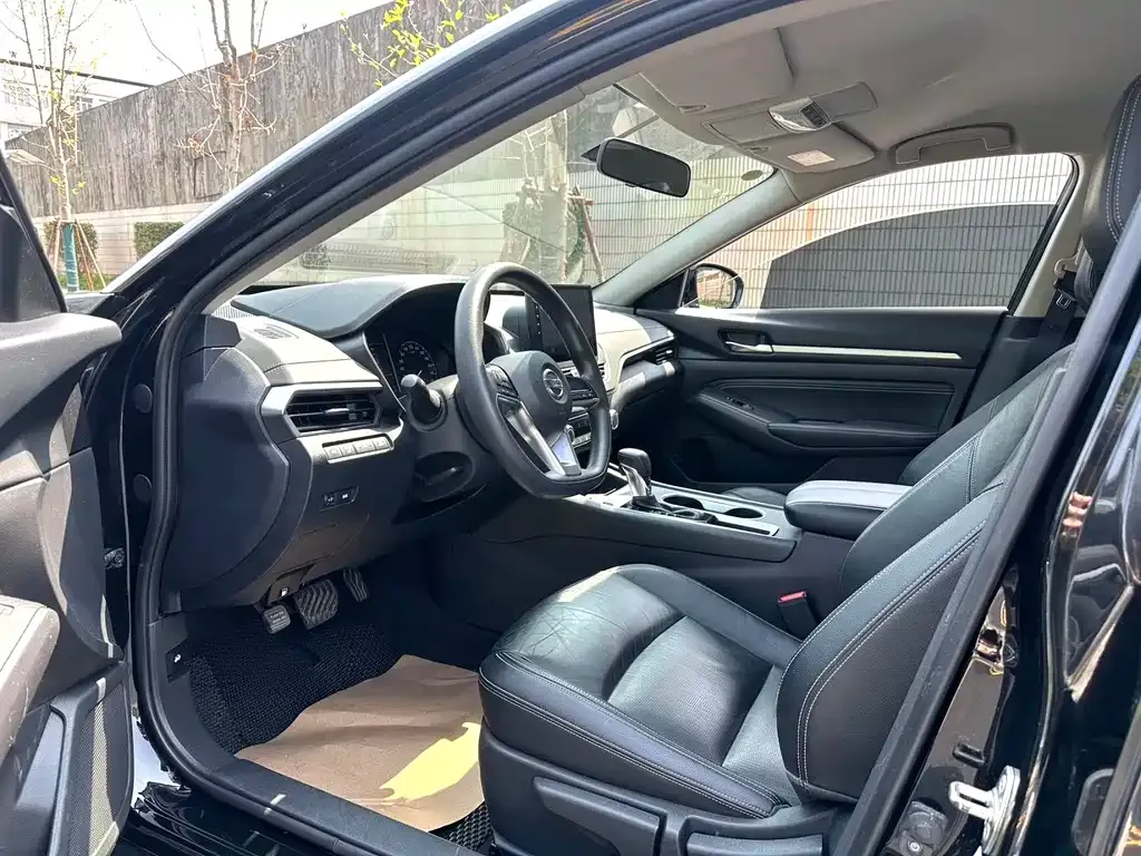 Nissan Teana 2022 из CN, фото 2