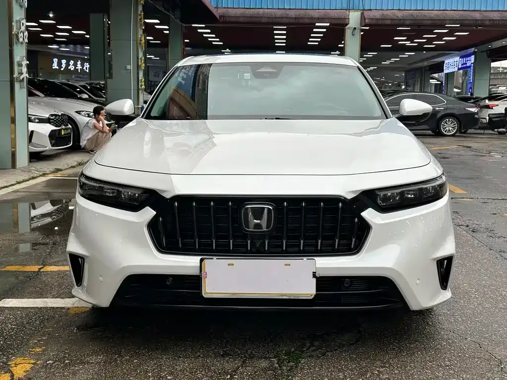 Honda Inspire — фото 4