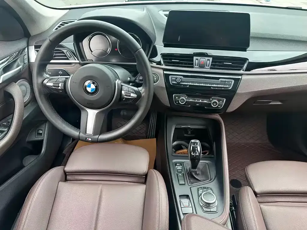 BMW X1 — фото 2