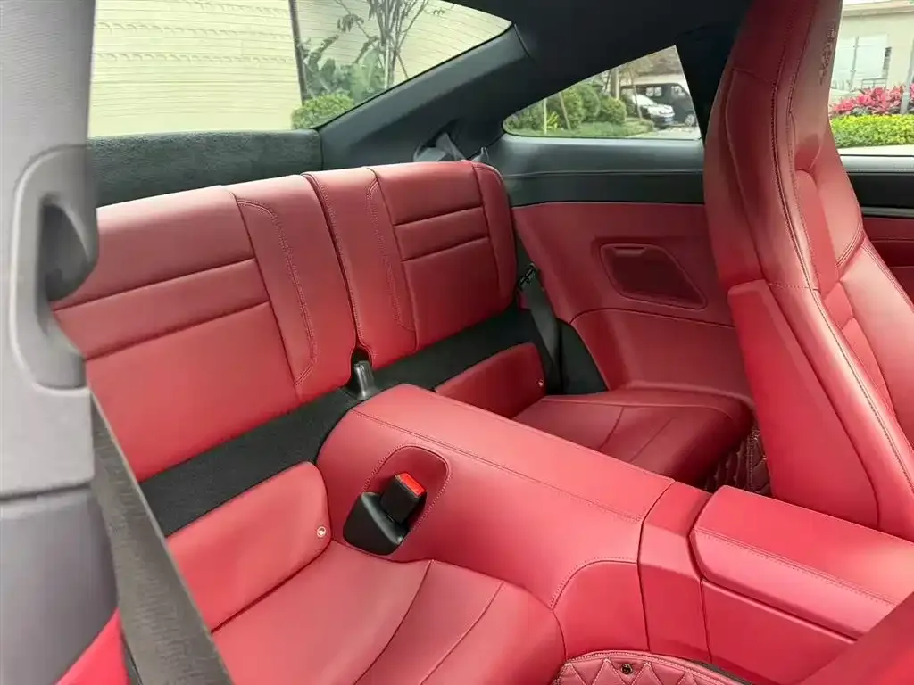 Porsche 911 2024 из CN, фото 6