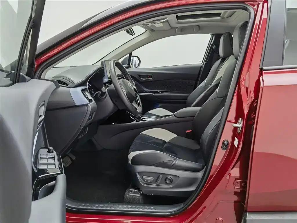 Toyota IZOA 2023 из CN, фото 5