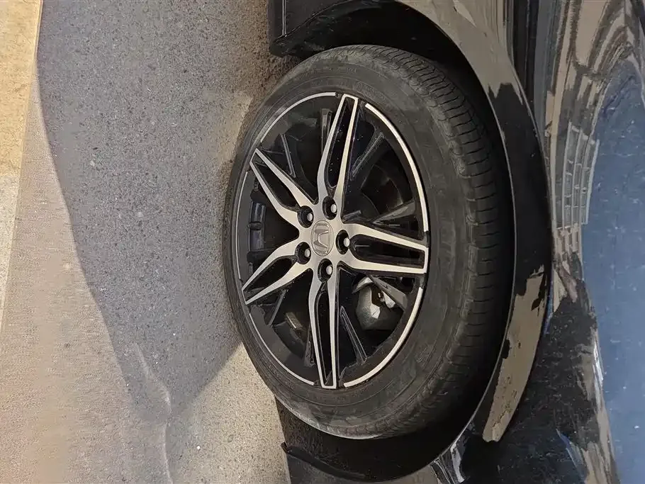 Honda Accord — фото 4