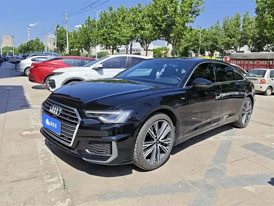 Audi A6L — фото 1