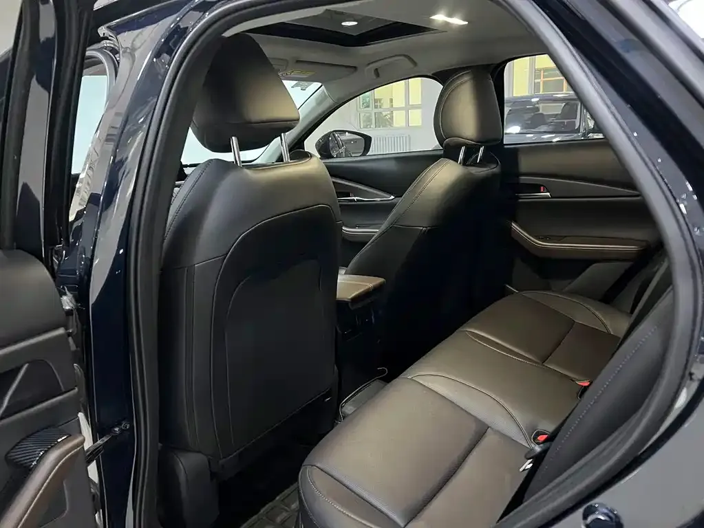 Mazda CX-30 — фото 9